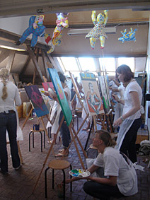 schilderen tijdens workshop naaktmodel schilderen achter de ezel