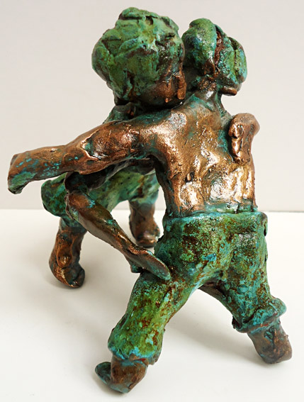 Sculpture in bronze "My first tango" by Twan de Vos, the first steps on the dance floor