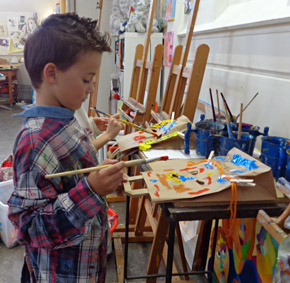 Kinderfeestje maskers maken kinderfeestjes kinderfeestjes kinderfeestje verjaardag schilderen knutselen wageningen ede Tilburg veenendaal rhenen renkum gelderland veluwe