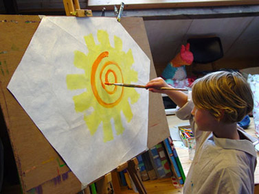 Kinderfeestje vliegers schilderen en knutselen, je verjaardag vieren met vliegeren in Wageningen of Tilburg